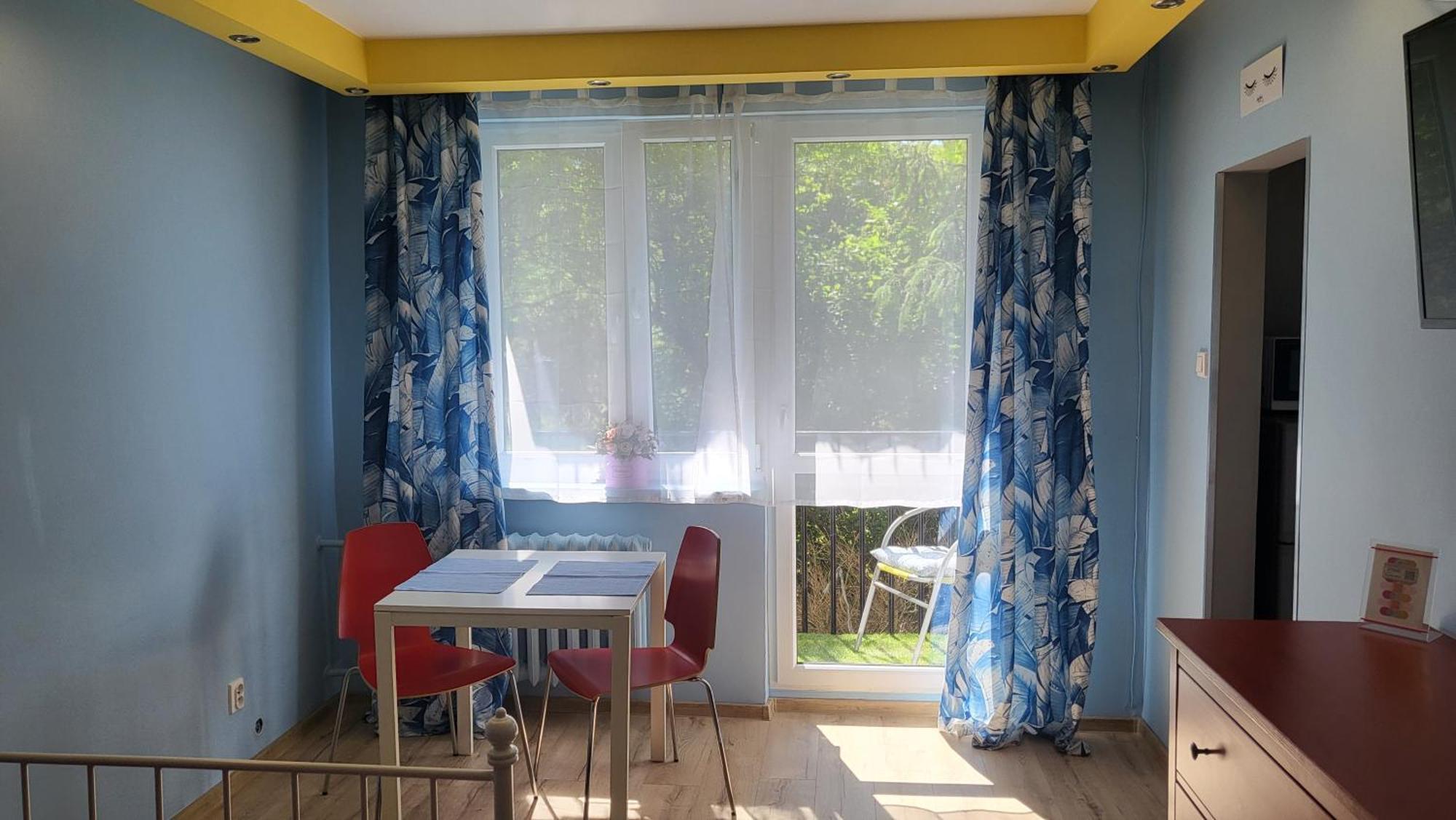 Studiospanie Studio Kapitana Z Balkonem Na Parterze Gdańsk Kültér fotó